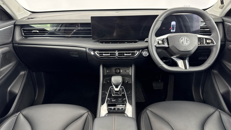 MG HS 1.5 T-GDI Trophy 5dr DCT Petrol Hatchback